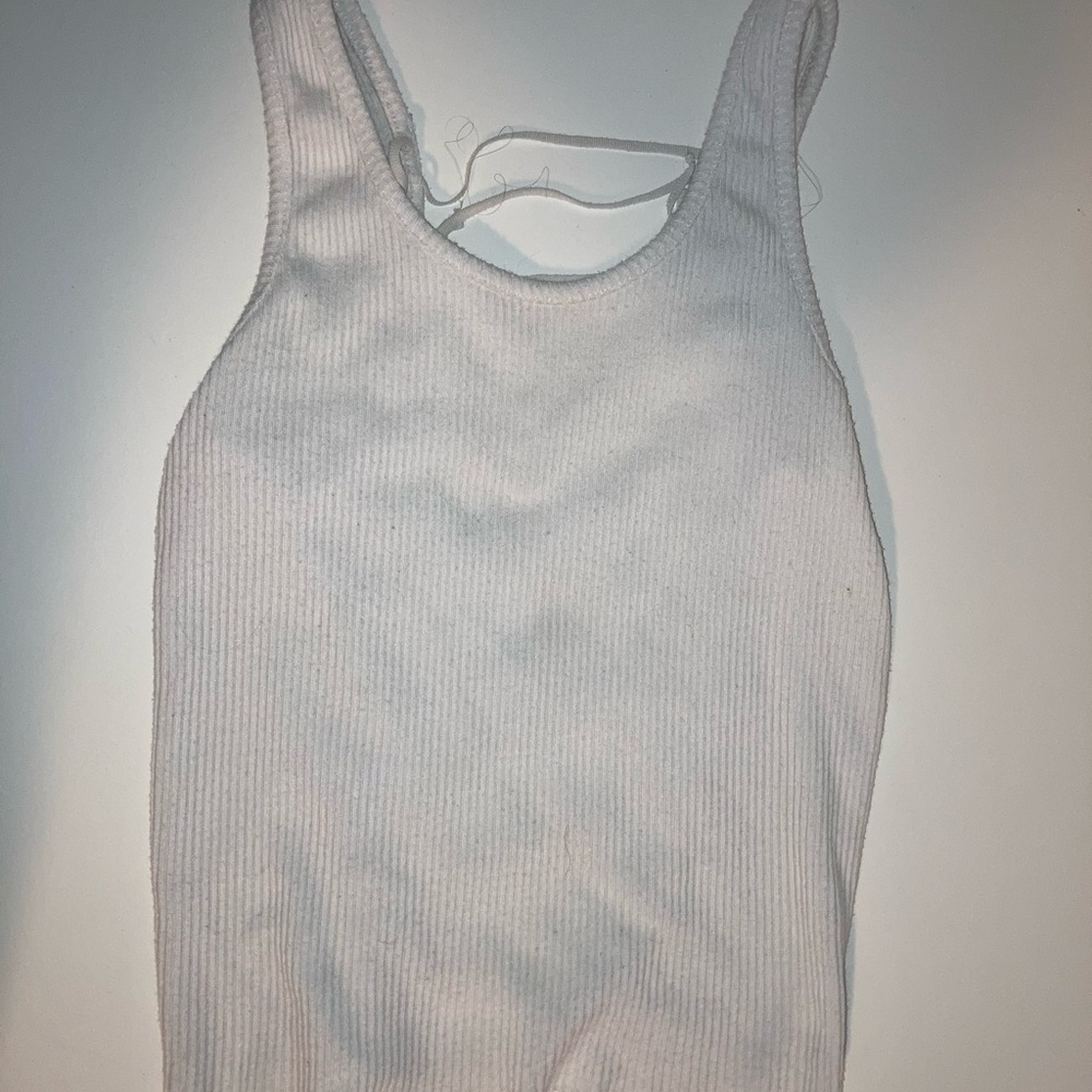 White cropped tank top open back